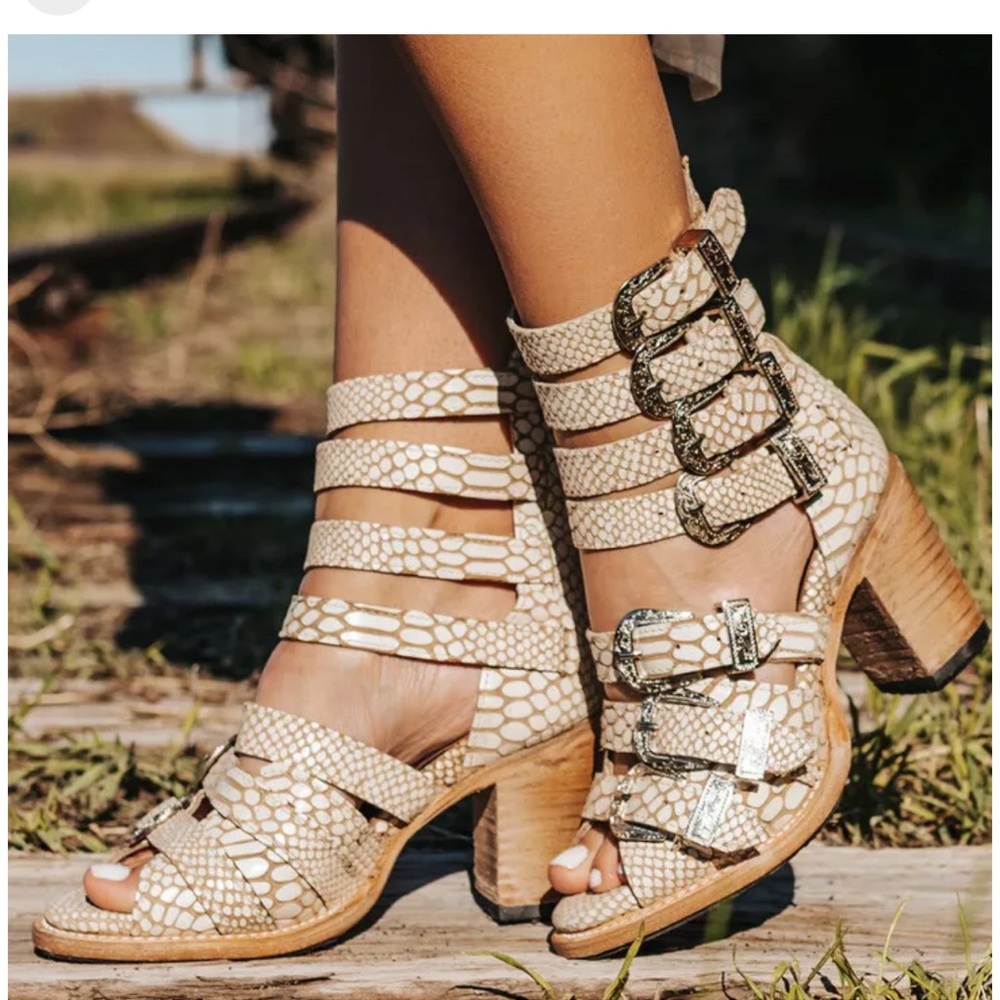 Freebird Brooklyn Shoes - Size 9 - New and never worn!